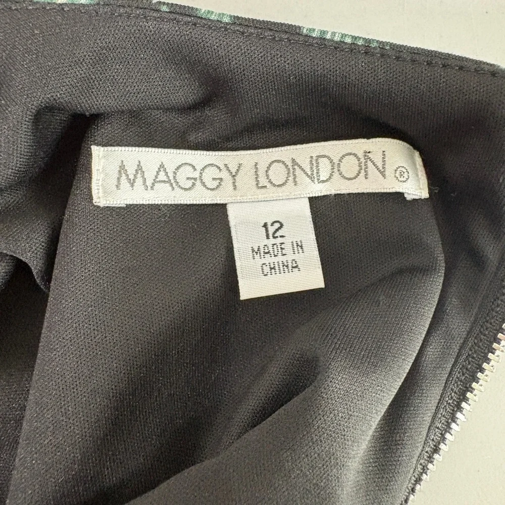 Maggy London Sheath Dress Womens 12 Black Green Damask Floral Long Sleeve Goth